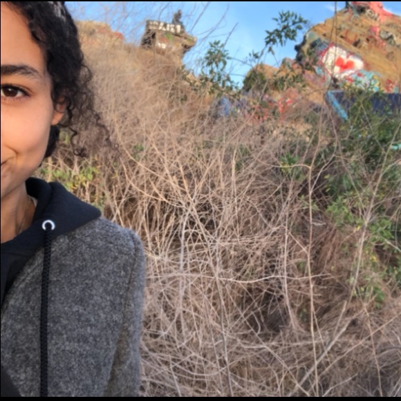 Hi 👋 - Picture 9 of 16